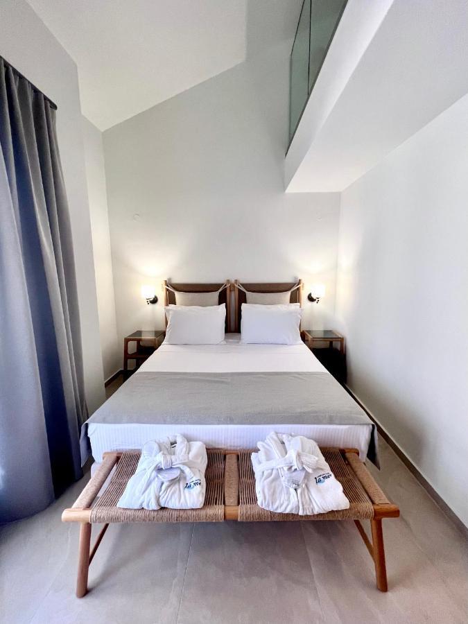 La Mer Luxury Apartments Ierissos Dış mekan fotoğraf