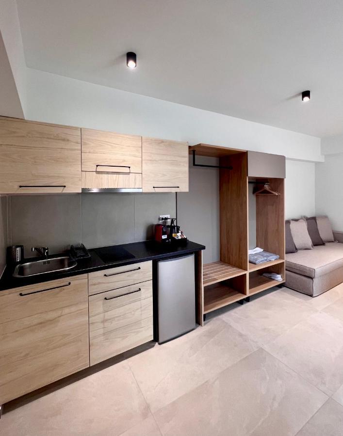 La Mer Luxury Apartments Ierissos Dış mekan fotoğraf