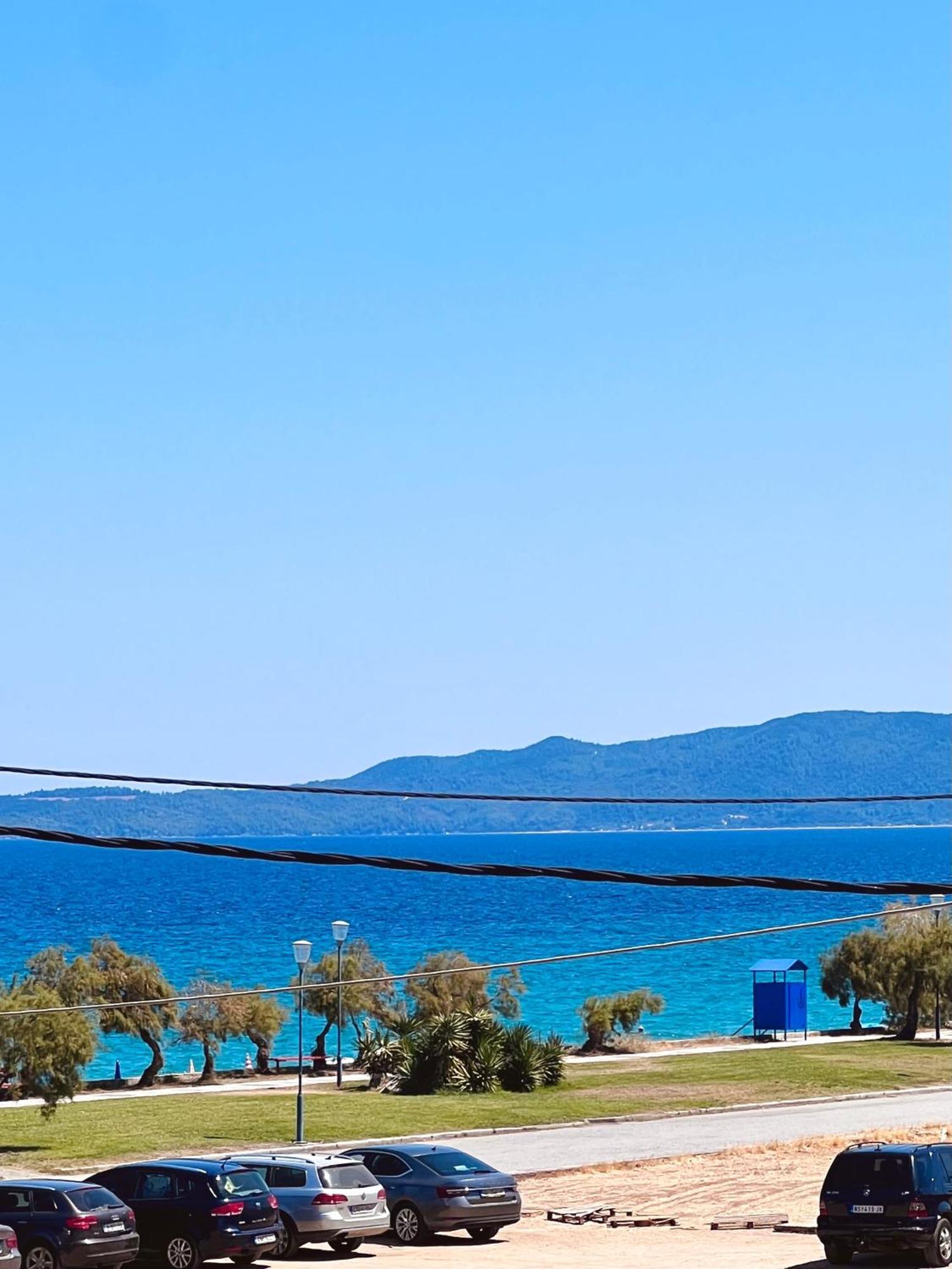 La Mer Luxury Apartments Ierissos Dış mekan fotoğraf