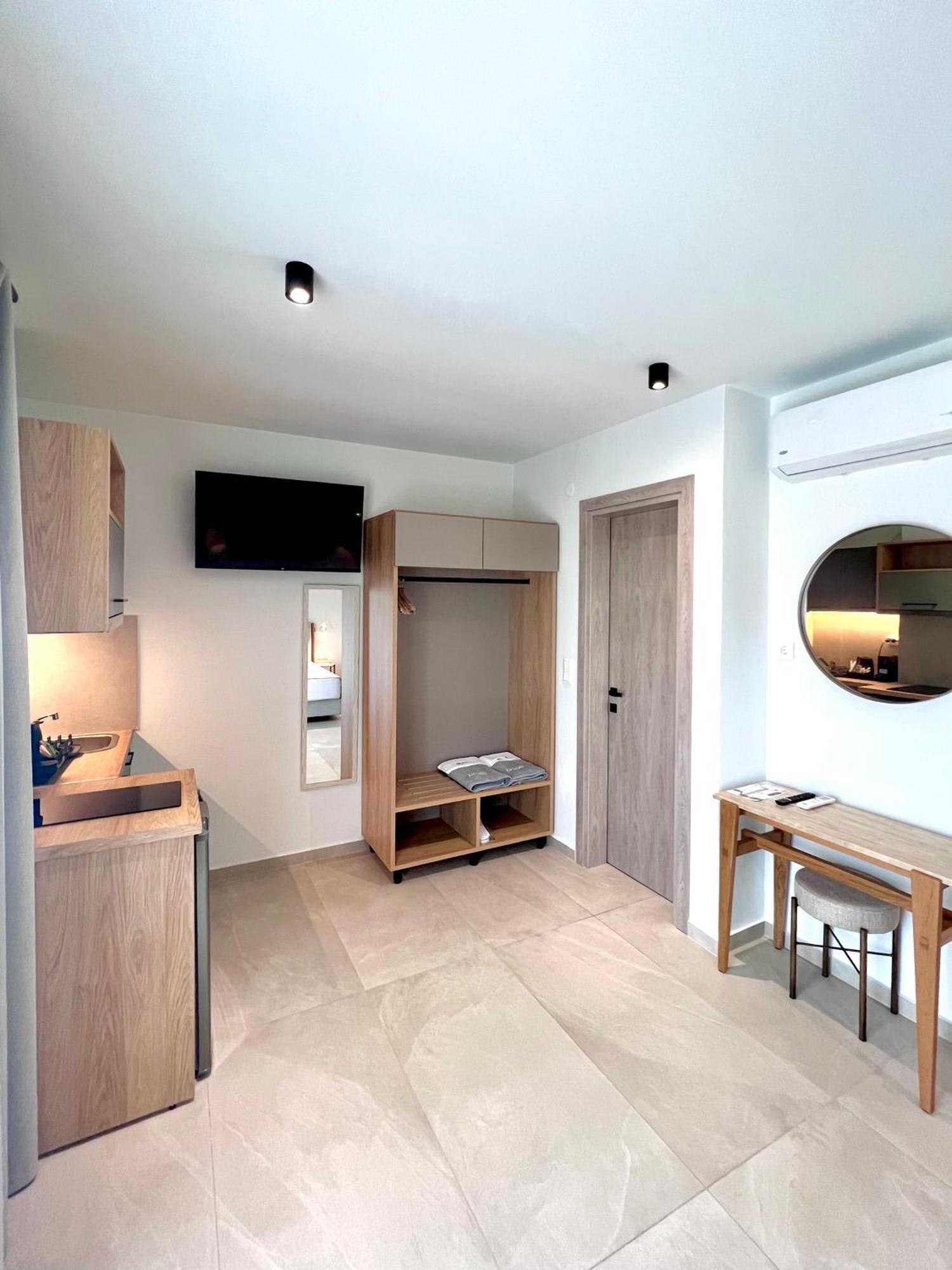La Mer Luxury Apartments Ierissos Dış mekan fotoğraf