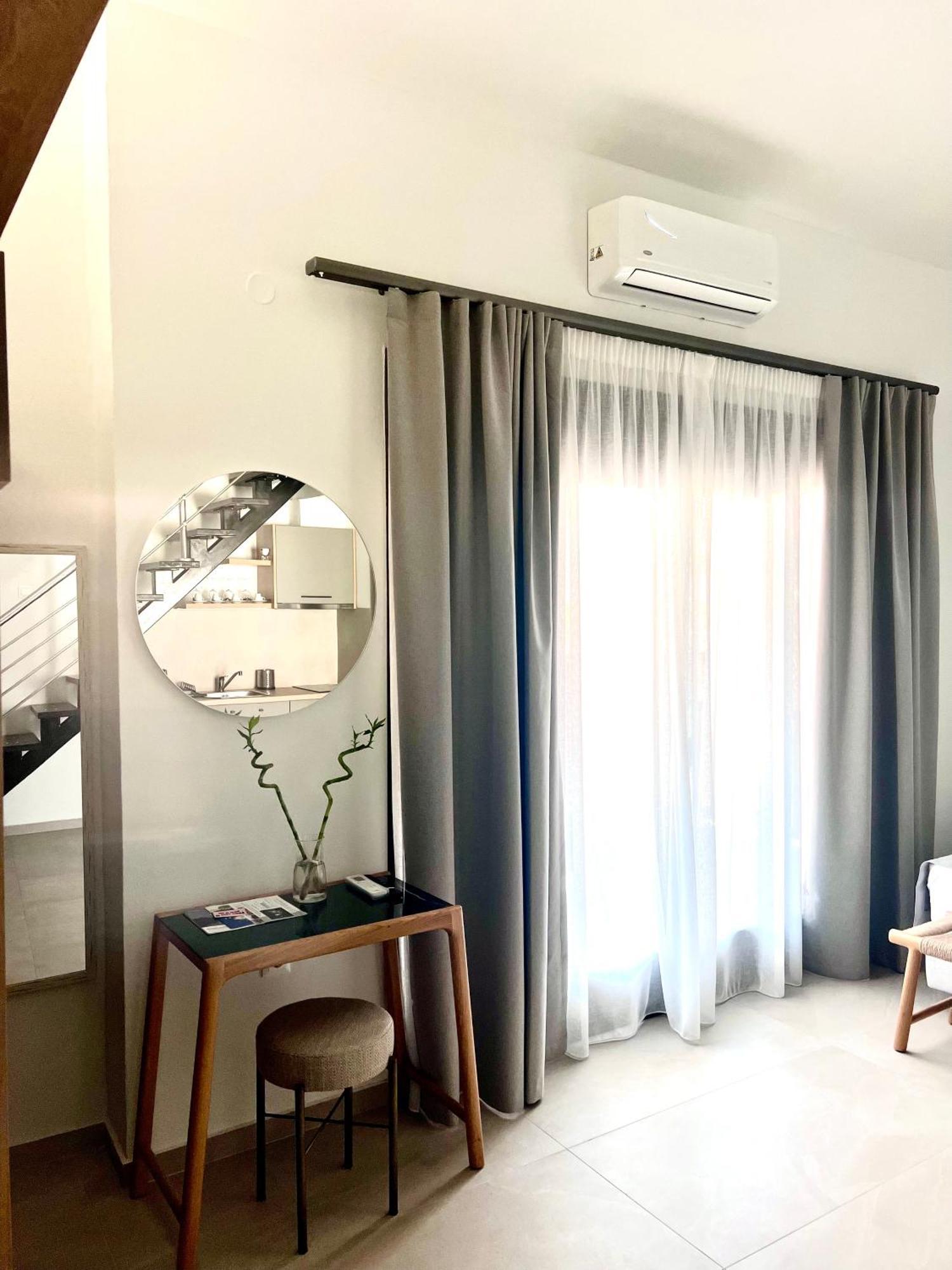 La Mer Luxury Apartments Ierissos Dış mekan fotoğraf
