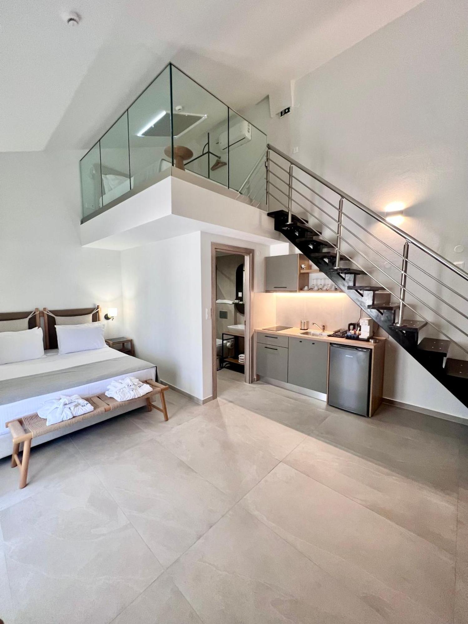 La Mer Luxury Apartments Ierissos Dış mekan fotoğraf