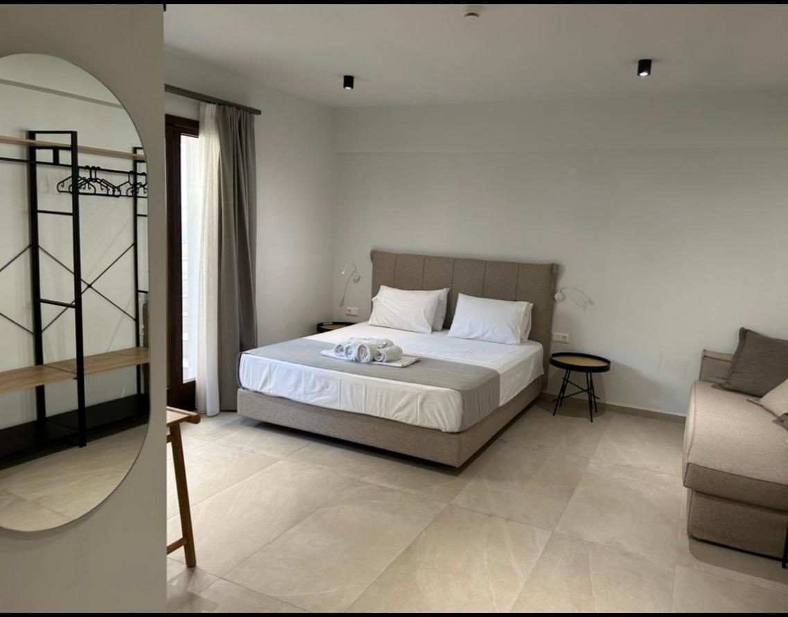 La Mer Luxury Apartments Ierissos Dış mekan fotoğraf