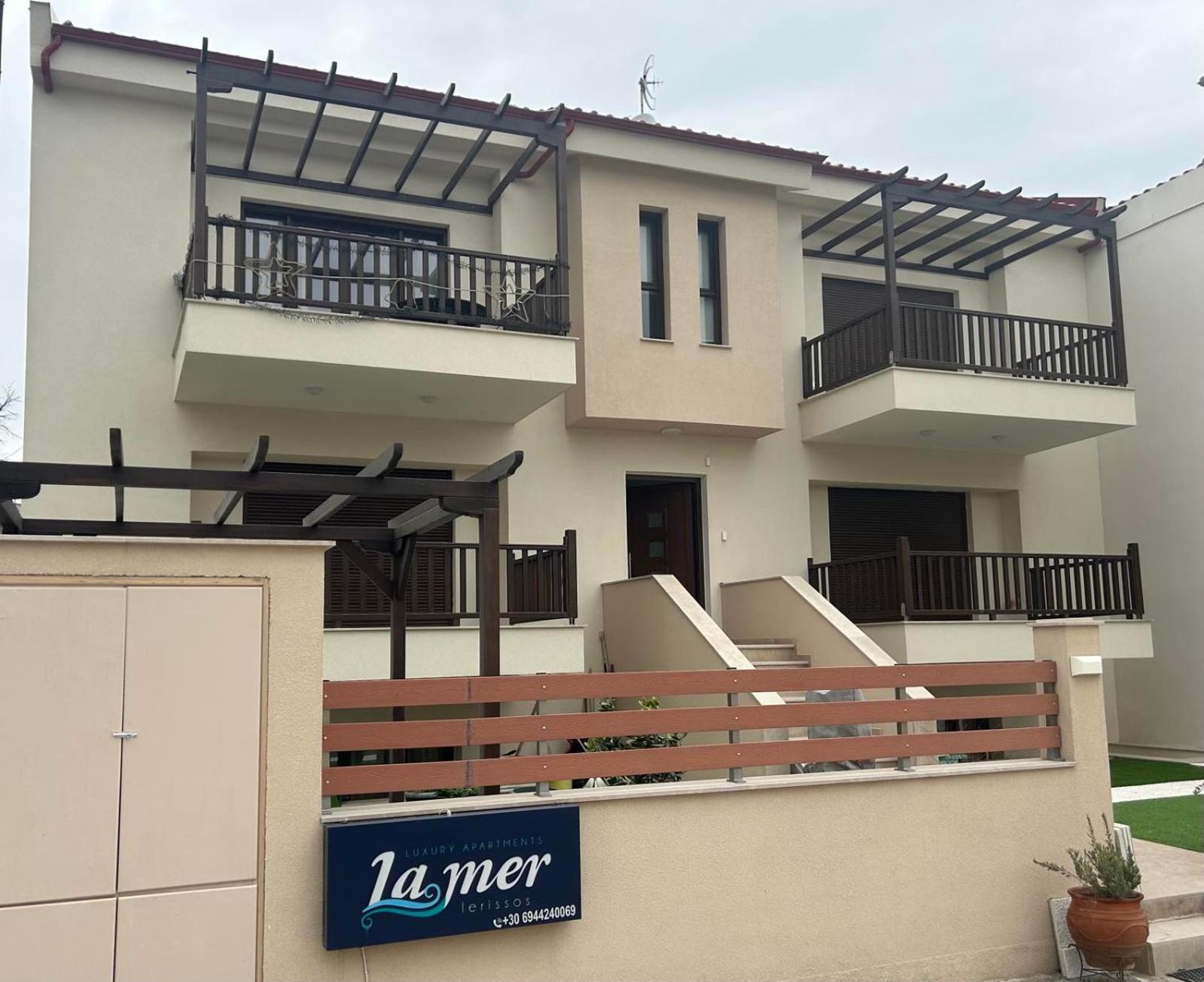 La Mer Luxury Apartments Ierissos Dış mekan fotoğraf